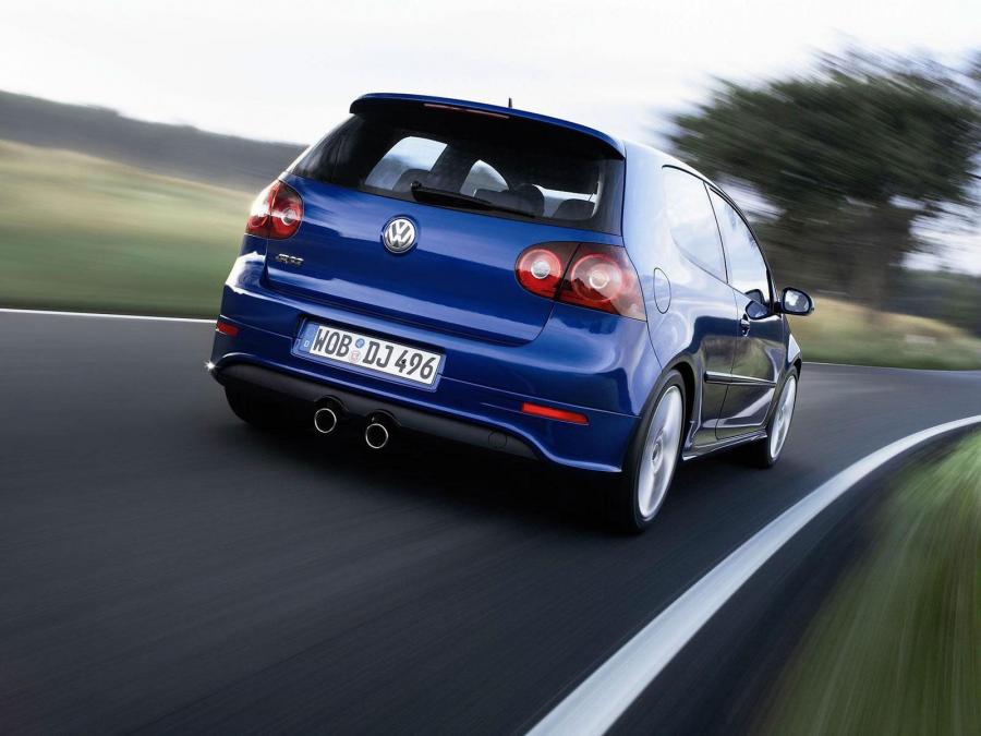  Volkswagen Golf R32 2006 года  (фото 44 из 48)